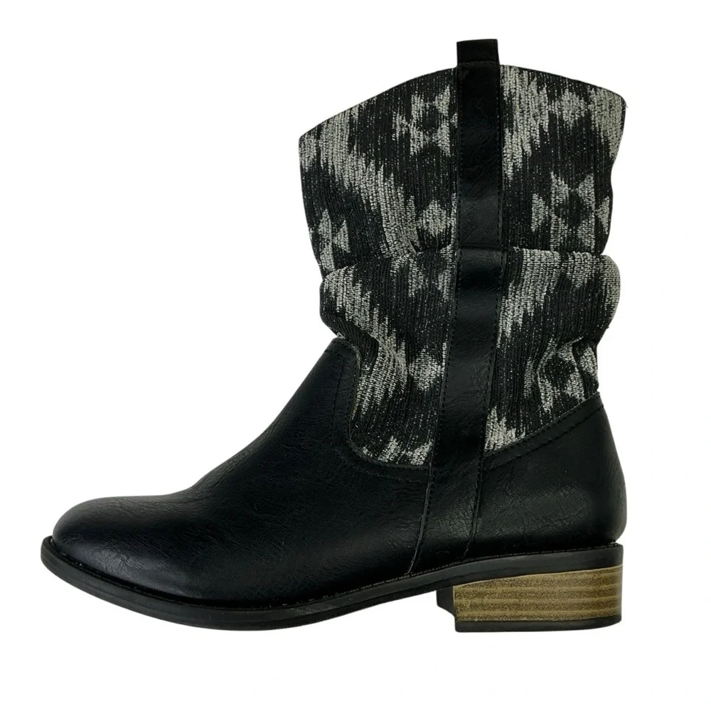 Old‎ Navy Black and Gray Girls Boots Size 2 Southwestern Print Slouchy Style